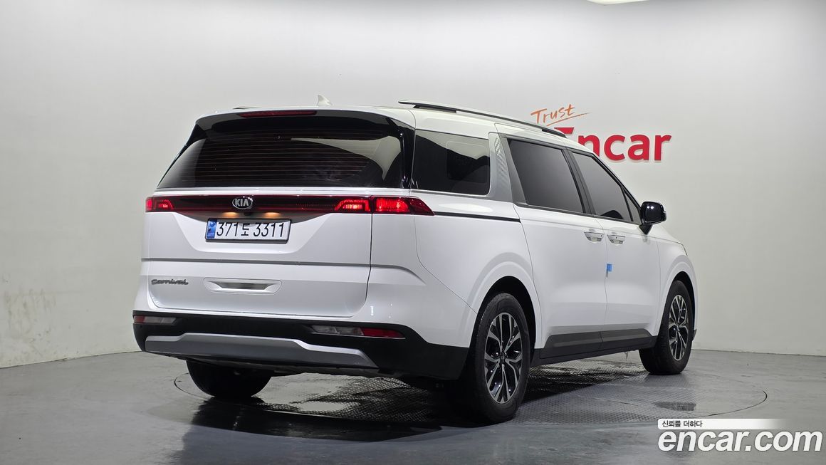 Kia Canival 2021