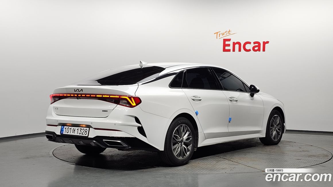 Kia K5 2023