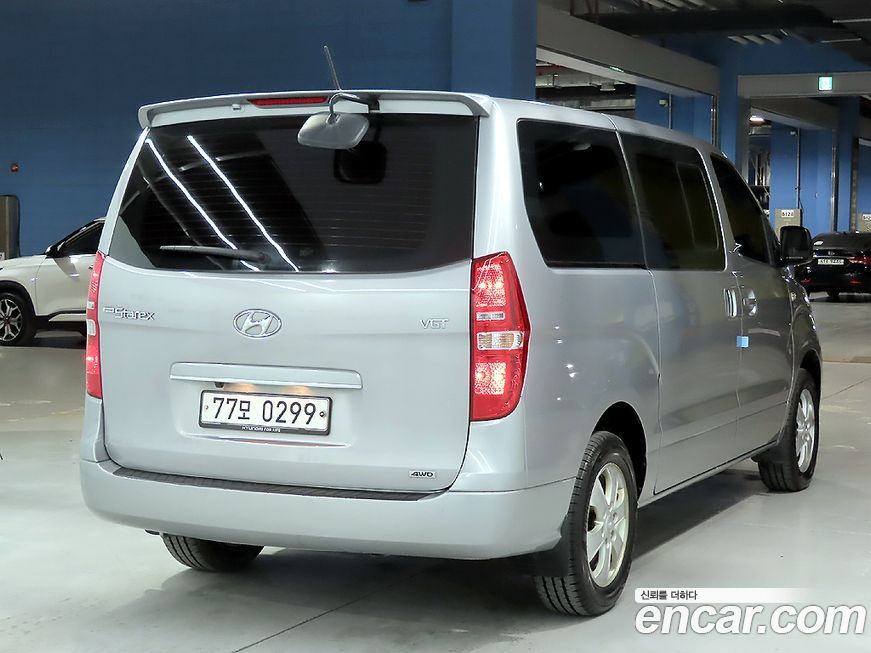 Hyundai Starex 2018