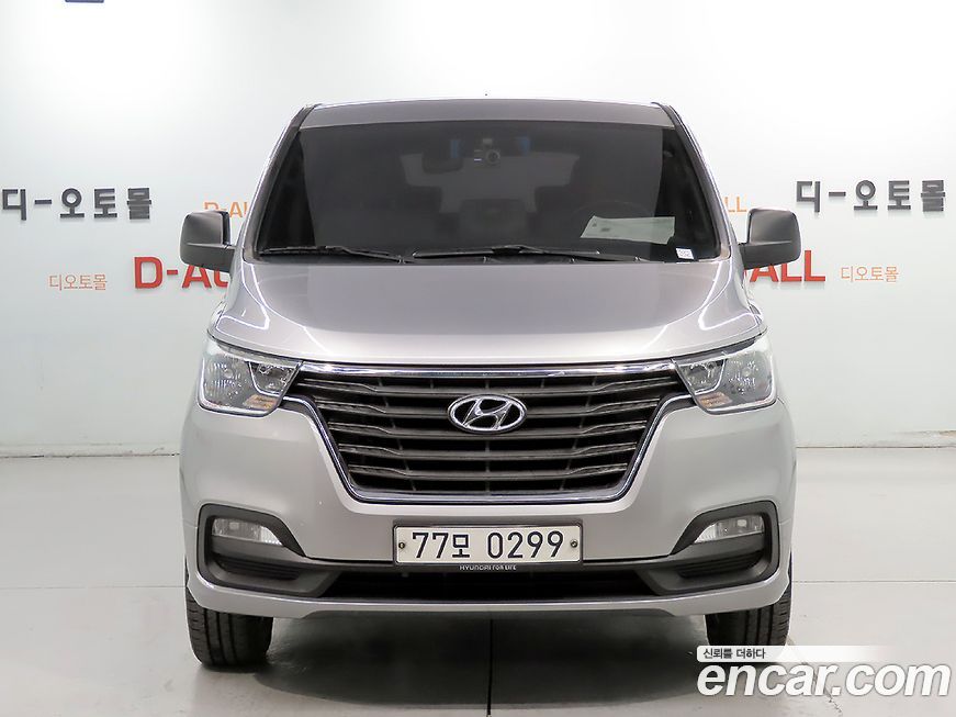 Hyundai Starex 2018