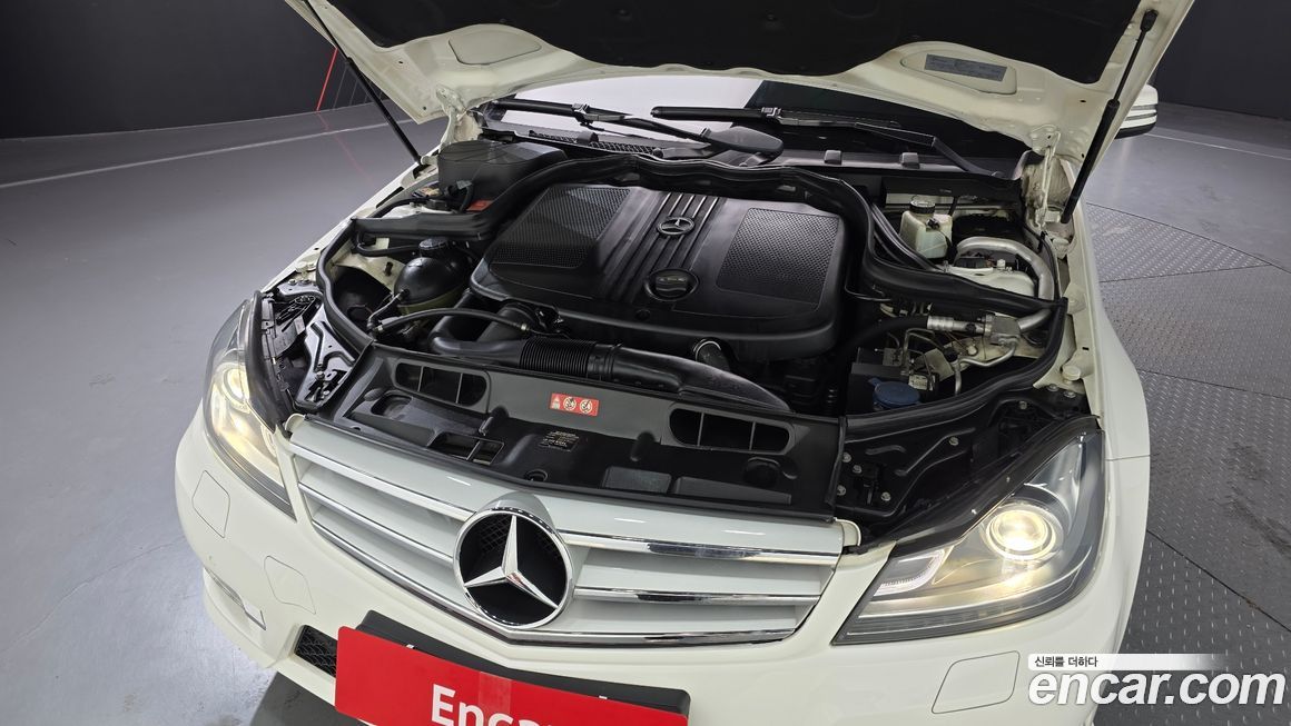 Mercedes-Benz C-Class 2013