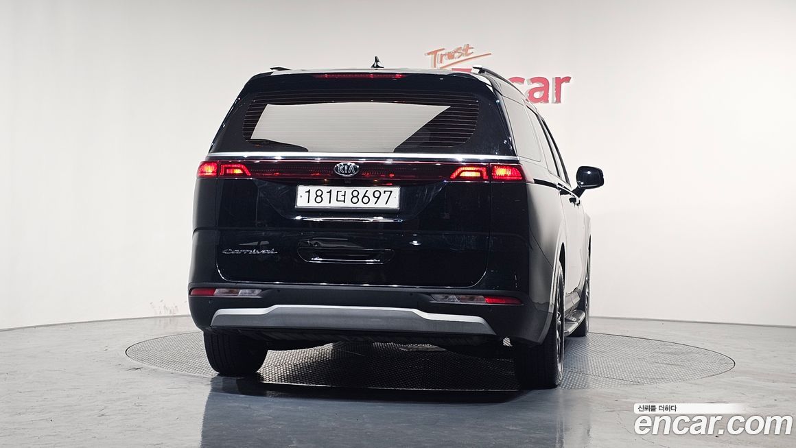 Kia Canival 2021