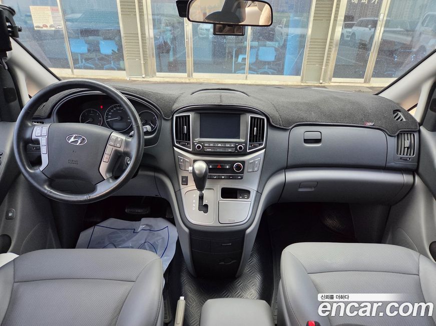 Hyundai Starex 2017
