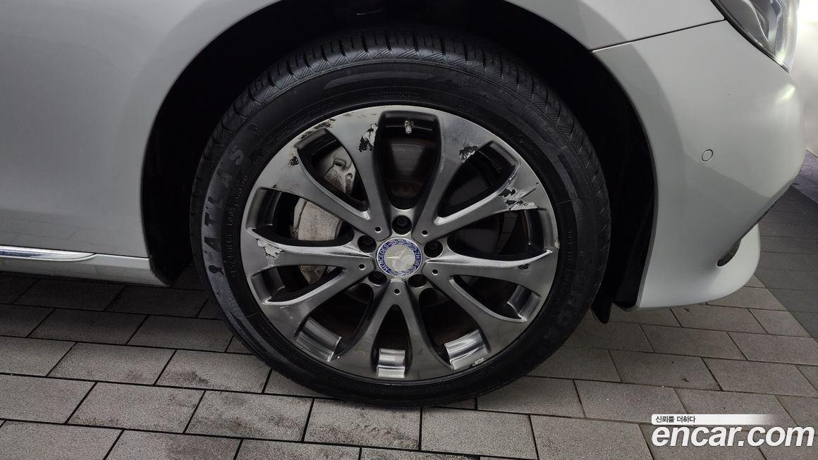 Mercedes-Benz E-Class 2017