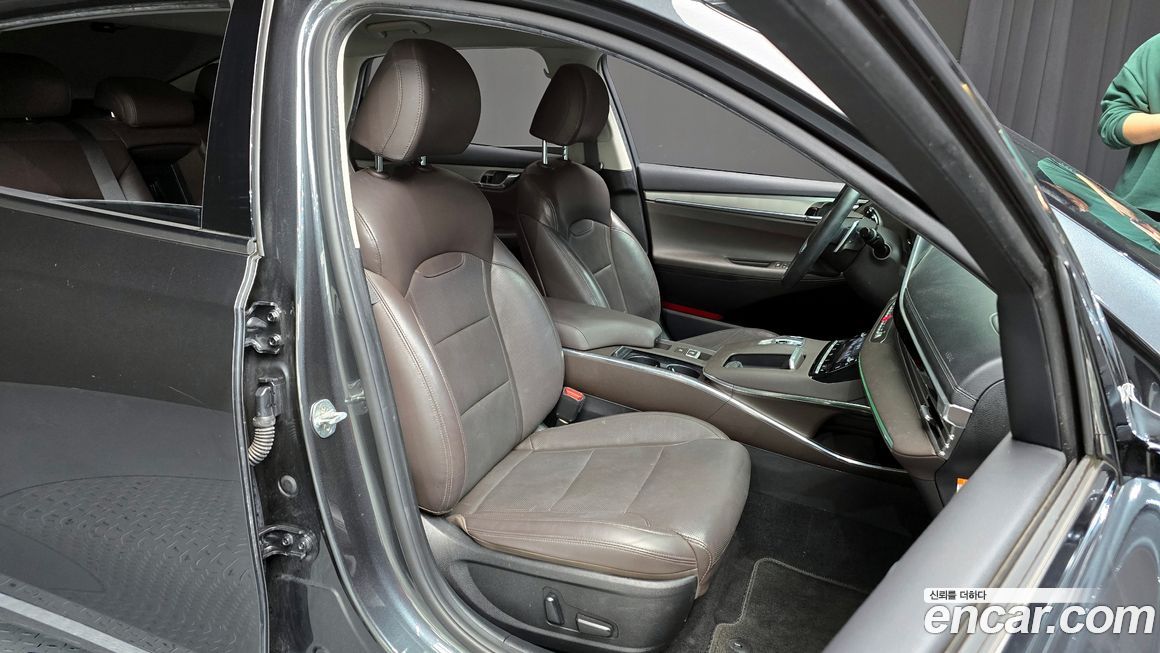 Hyundai Grandeur 2021