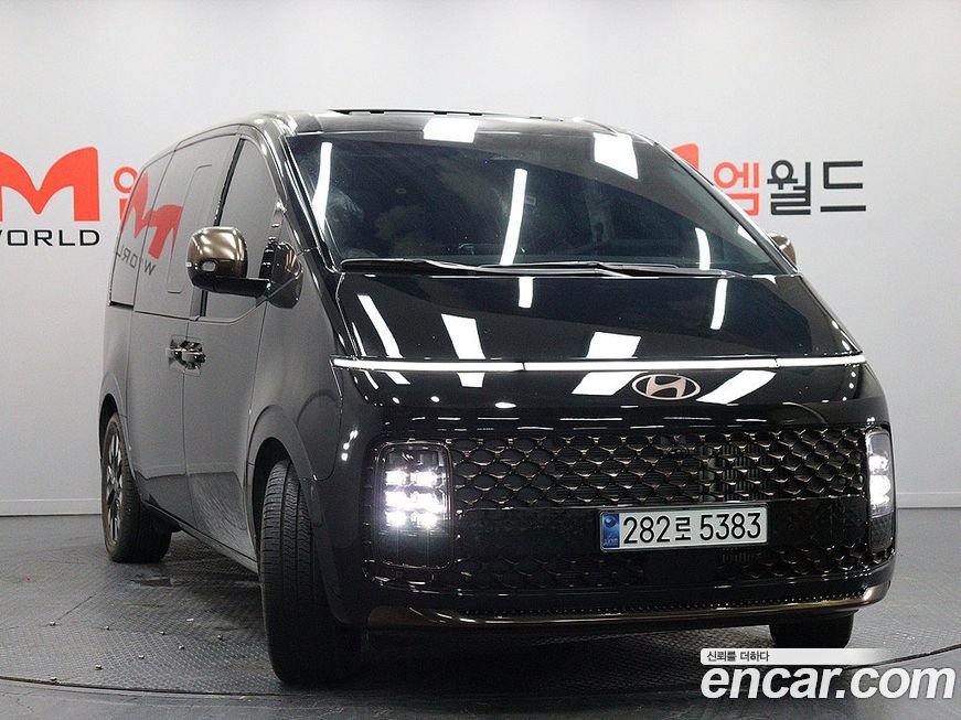 Hyundai Staria 2025