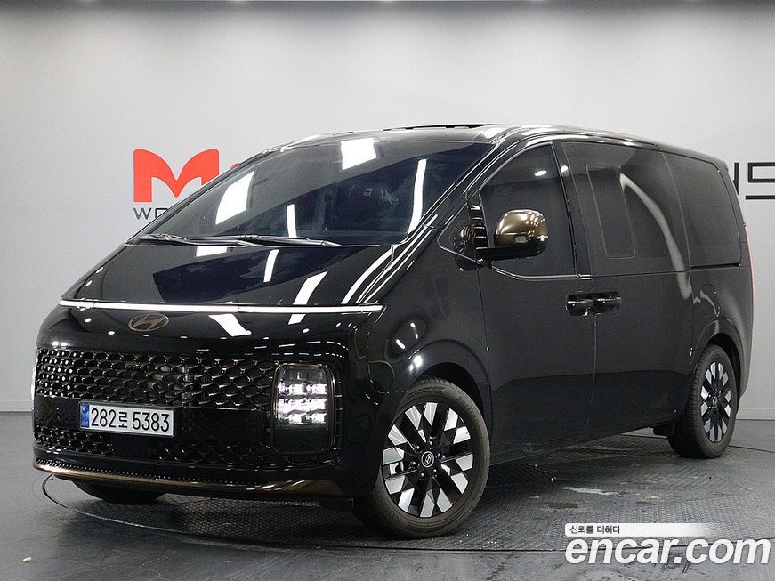 Hyundai Staria 2025