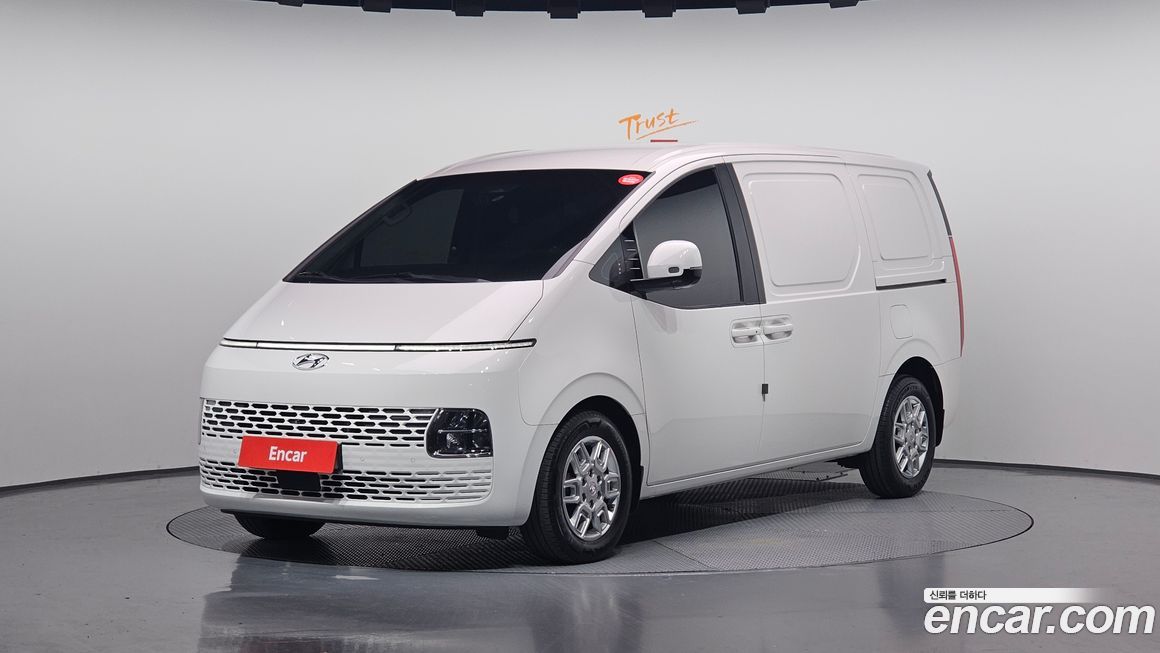 Hyundai Staria 2023