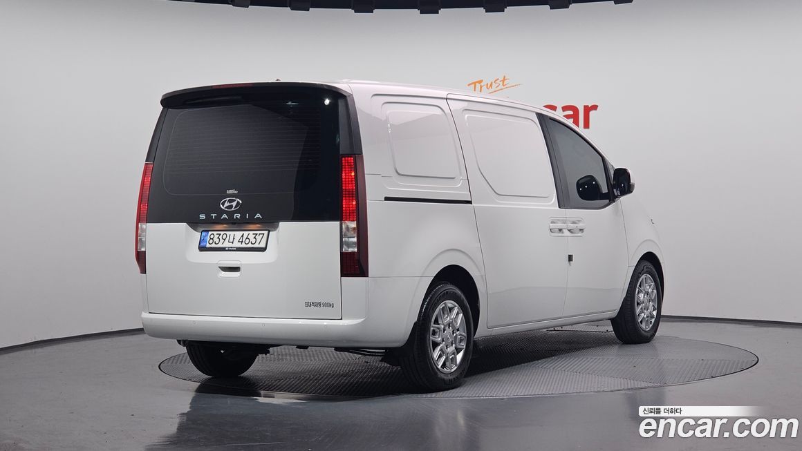 Hyundai Staria 2023