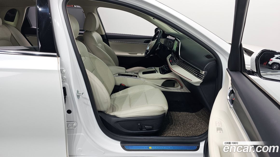 Hyundai Grandeur 2022