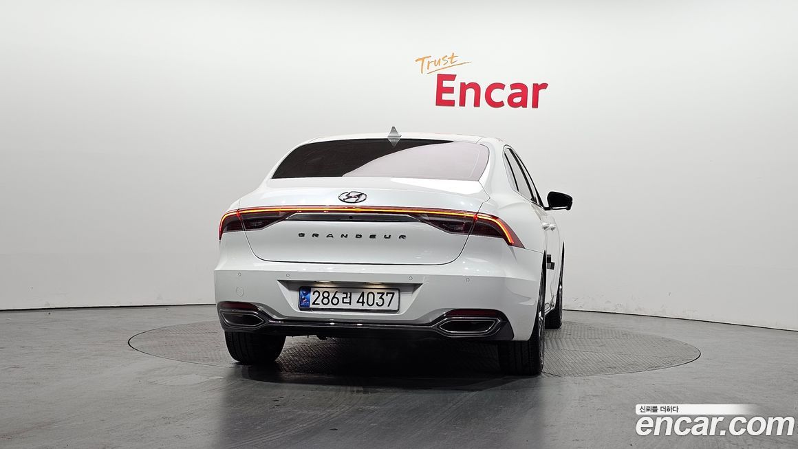 Hyundai Grandeur 2022