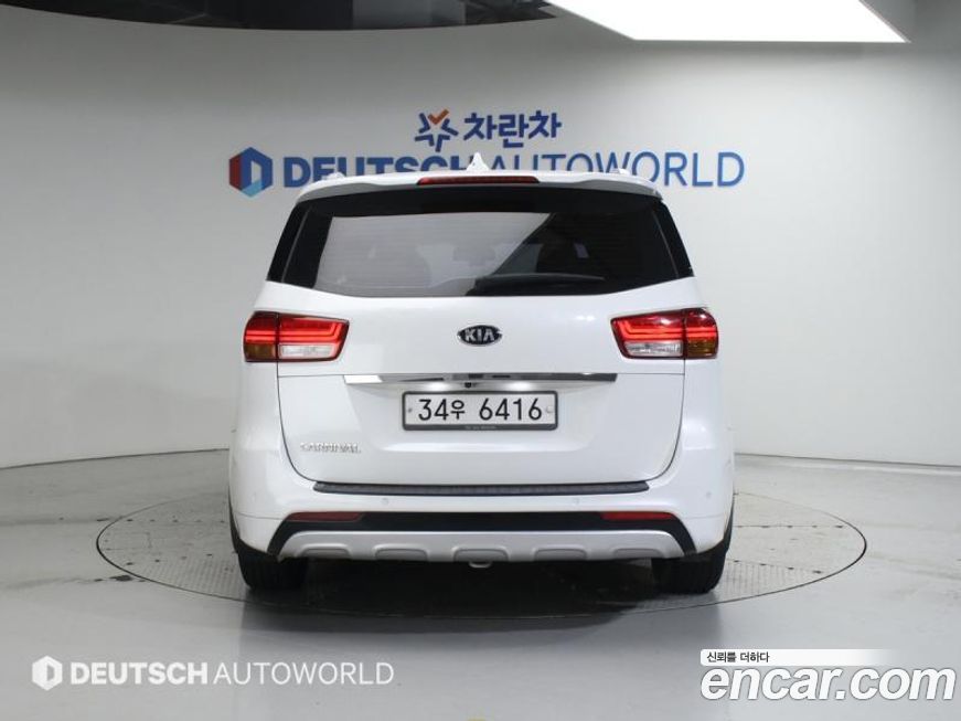 Kia Canival 2015