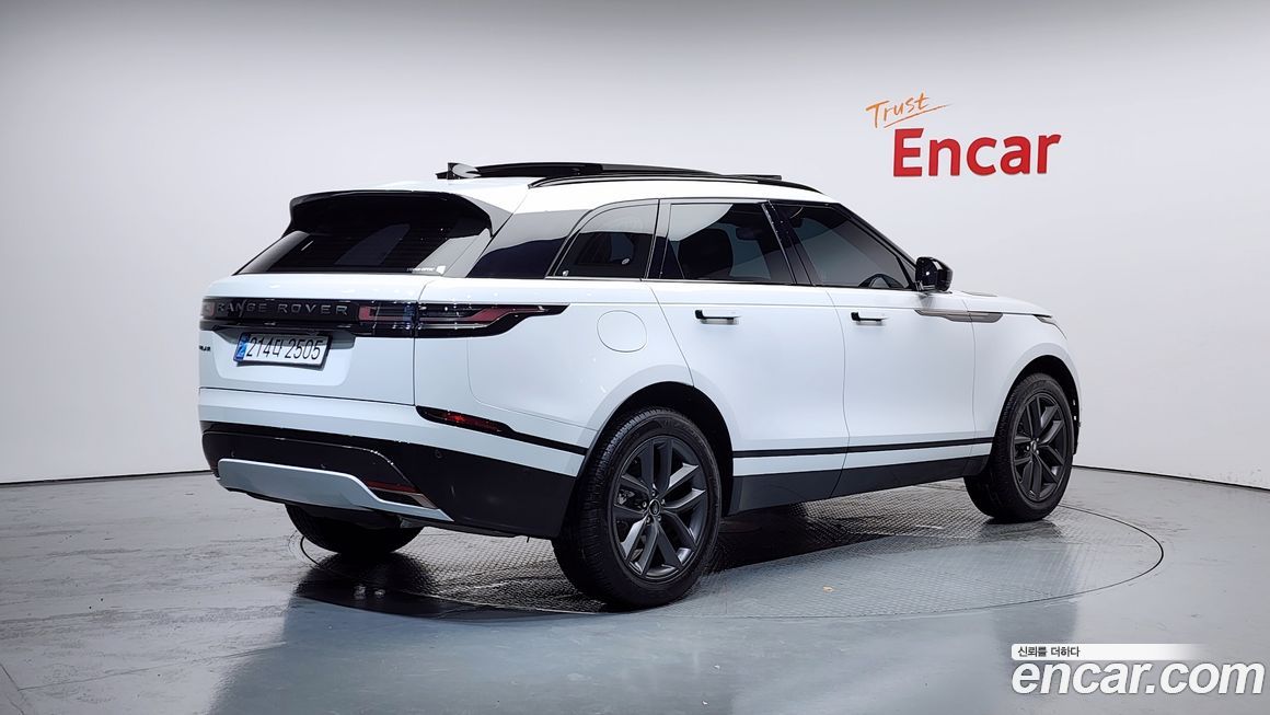 Land Rover Range Rover Velar 2024