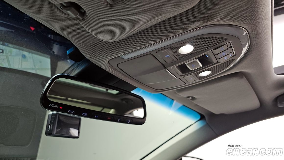 Hyundai Genesis 2016