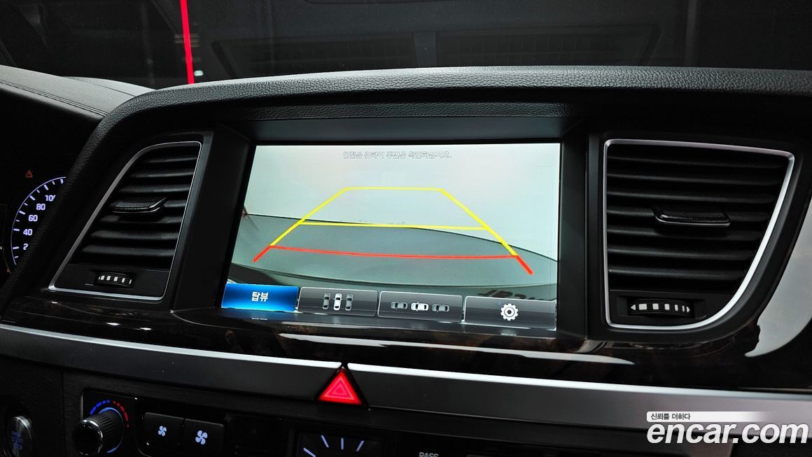 Hyundai Genesis 2016