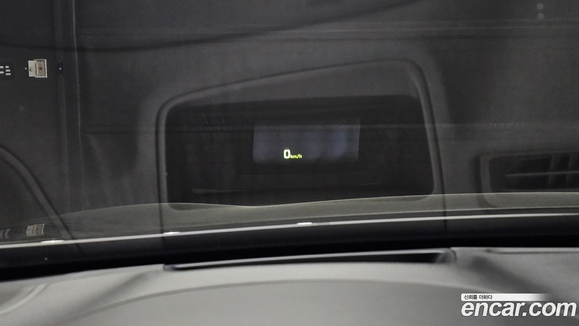 Hyundai Genesis 2016