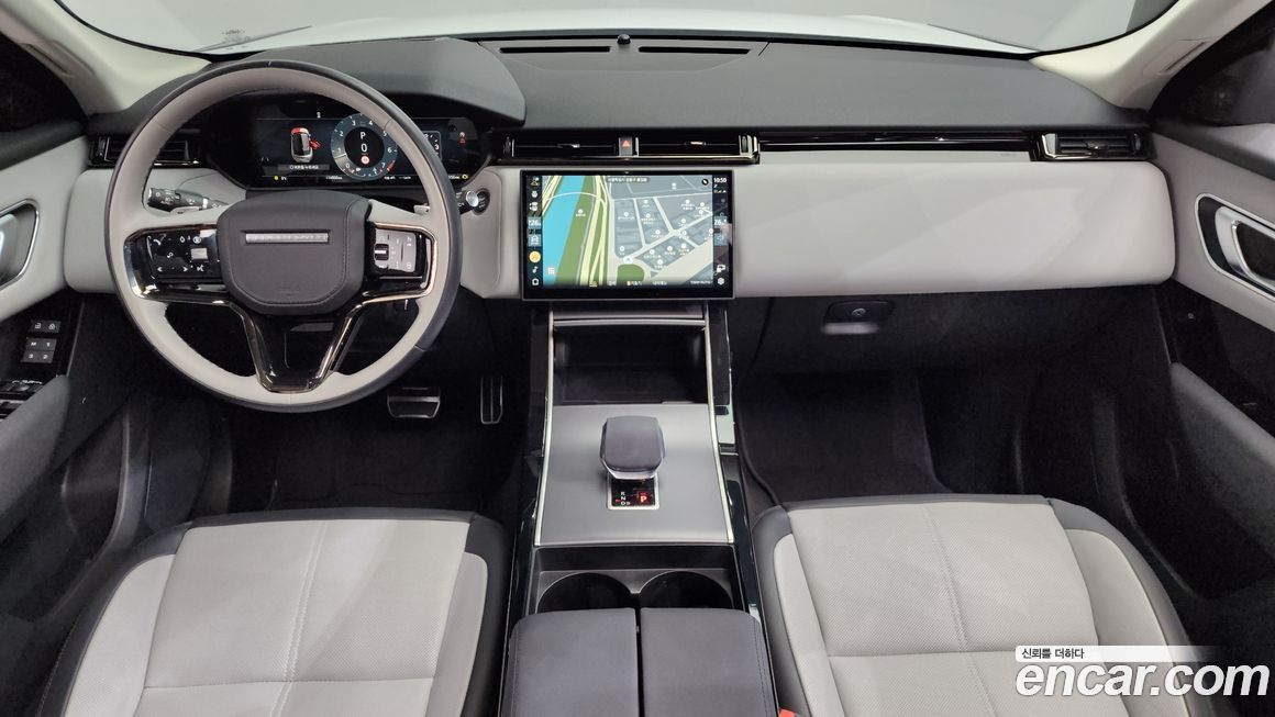 Land Rover Range Rover Velar 2024