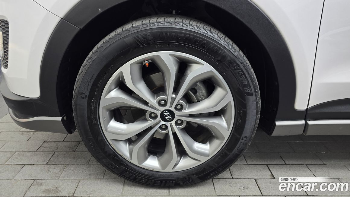 Hyundai Santafe 2015