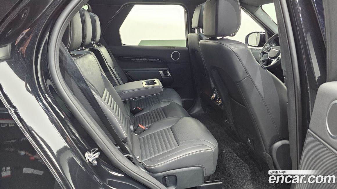 Land Rover Discovery 2025