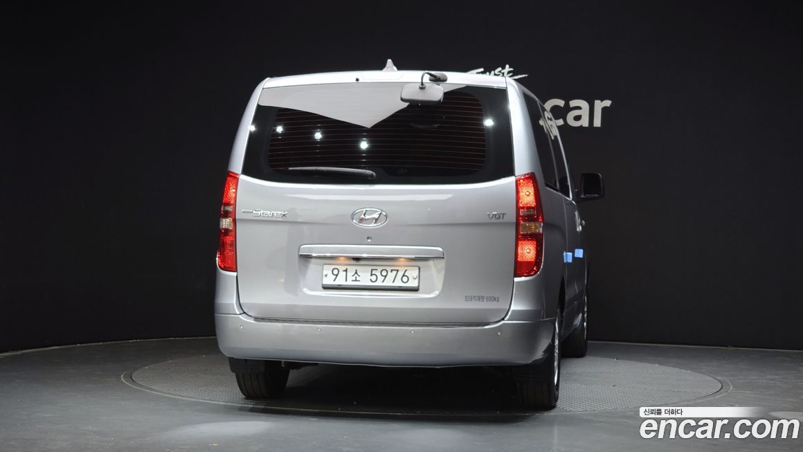 Hyundai Starex 2019