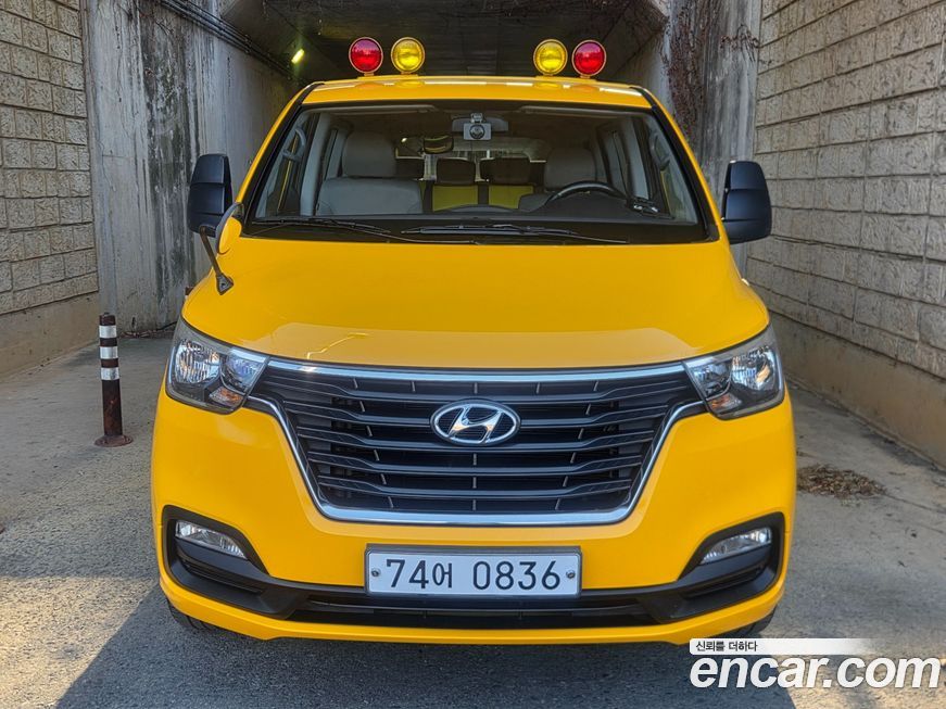 Hyundai Starex 2019