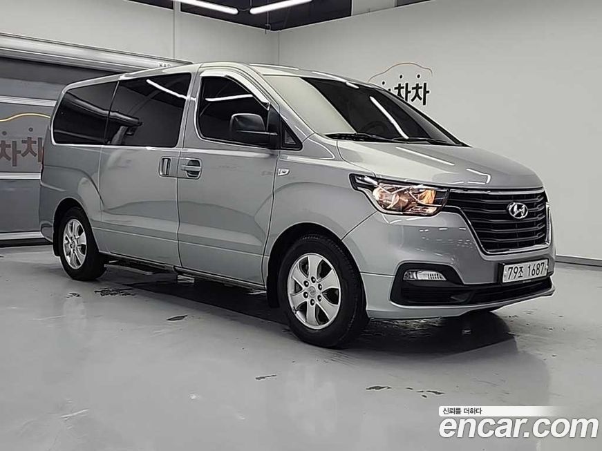 Hyundai Starex 2018