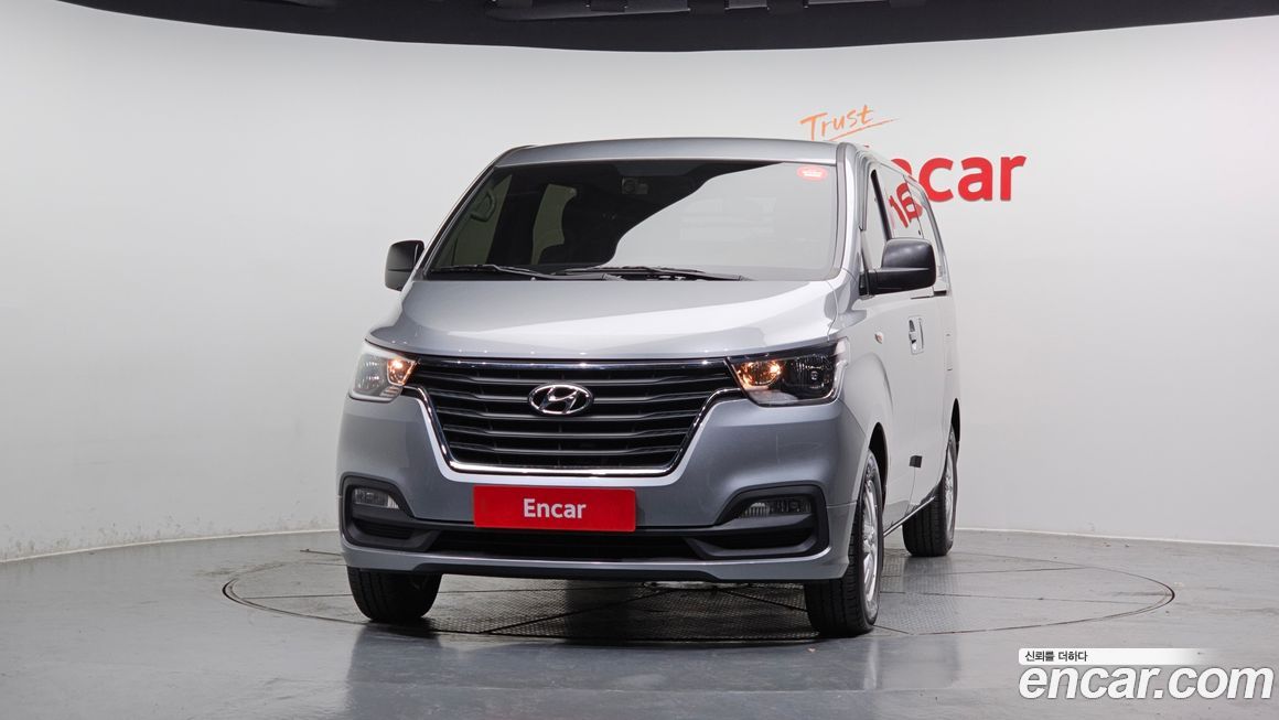 Hyundai Starex 2021