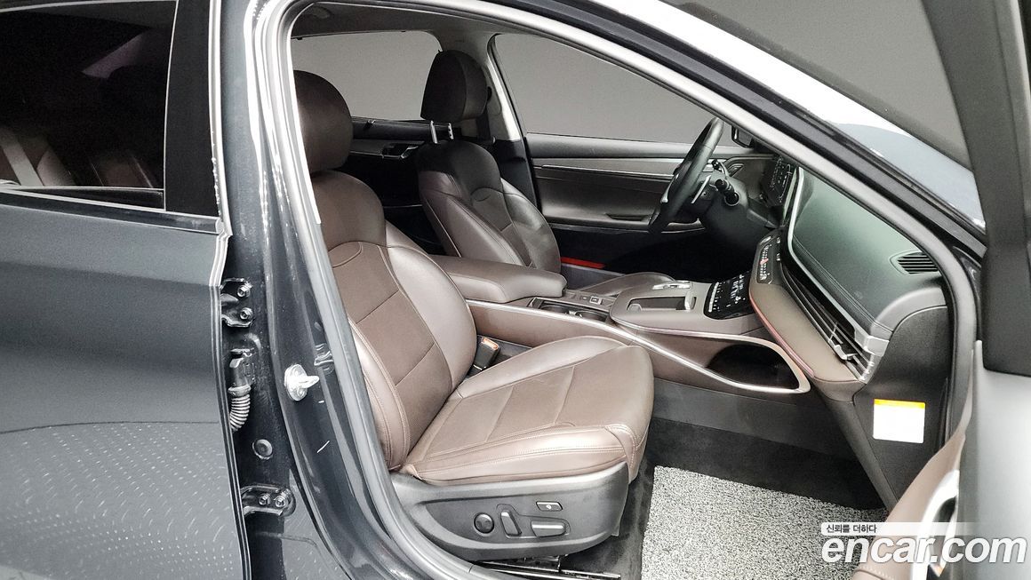 Hyundai Grandeur 2021