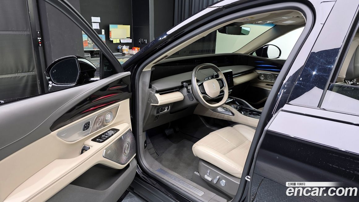 Lincoln Nautilus 2024