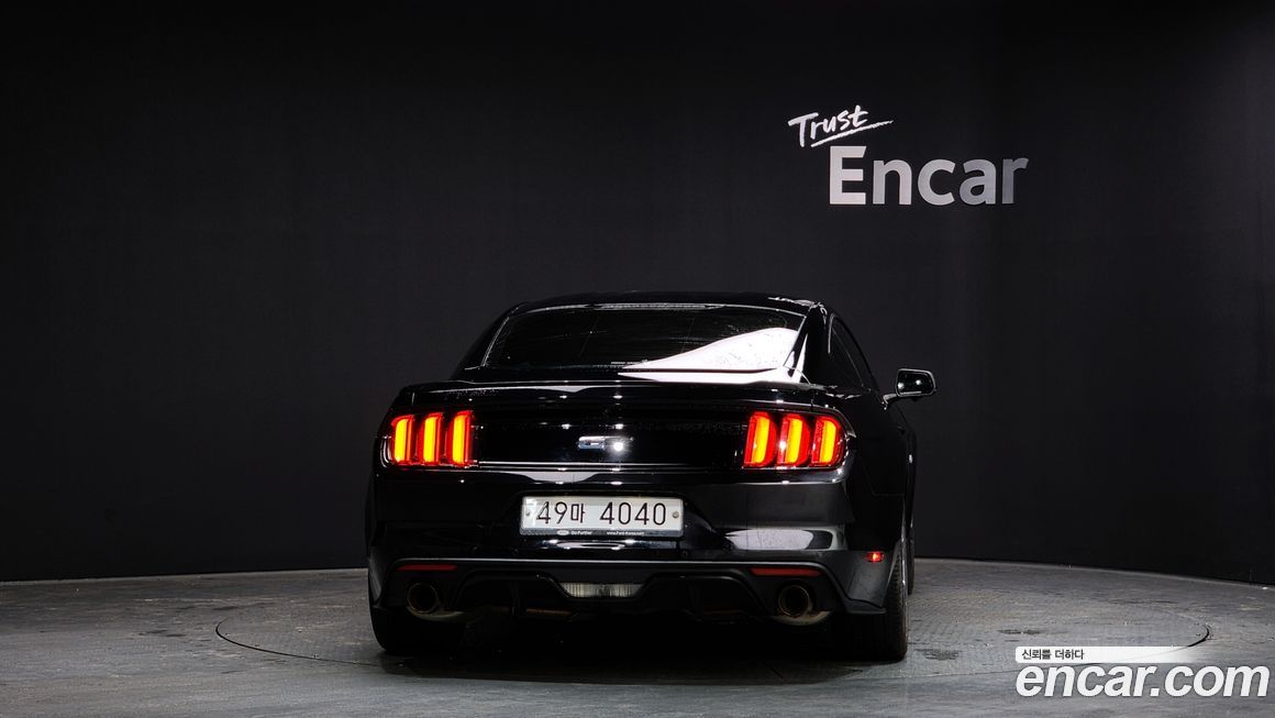 Ford Mustang 2015