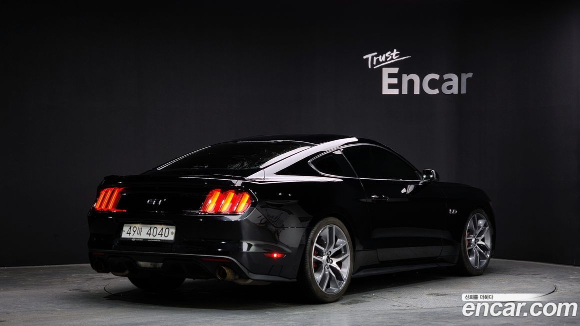 Ford Mustang 2015