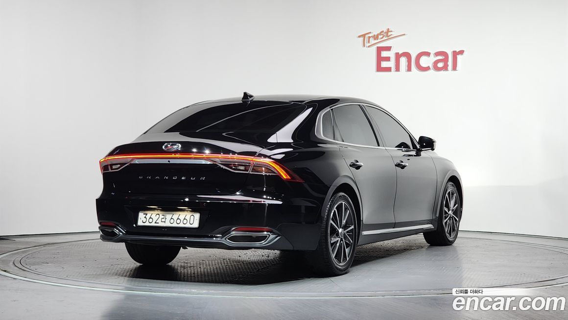 Hyundai Grandeur 2022
