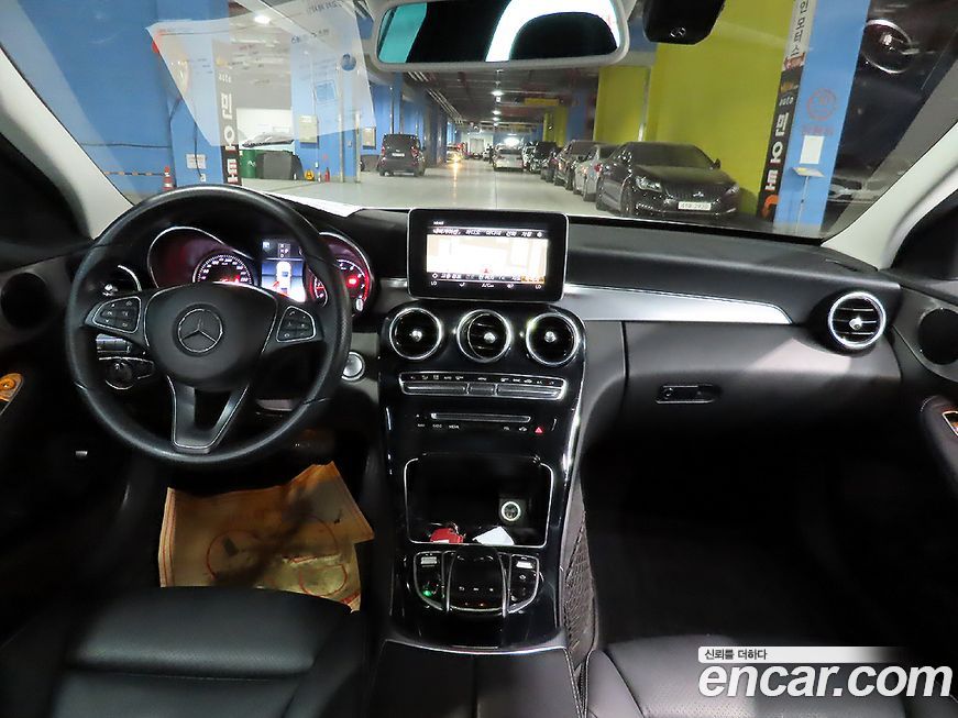 Mercedes-Benz C-Class 2018