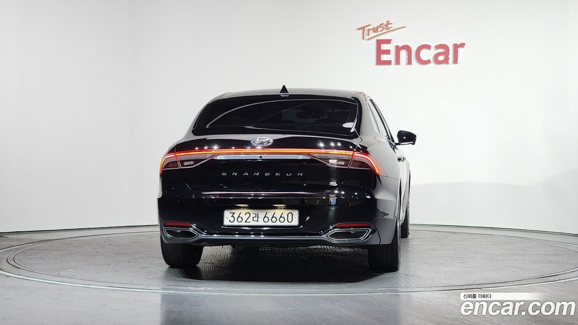 Hyundai Grandeur 2022