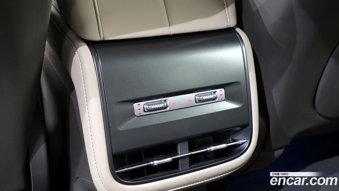 Lincoln Nautilus 2024