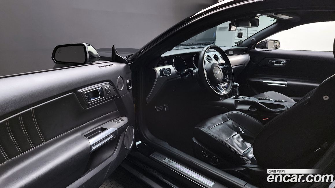 Ford Mustang 2015