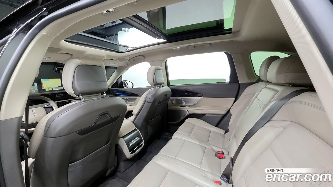 Lincoln Nautilus 2024