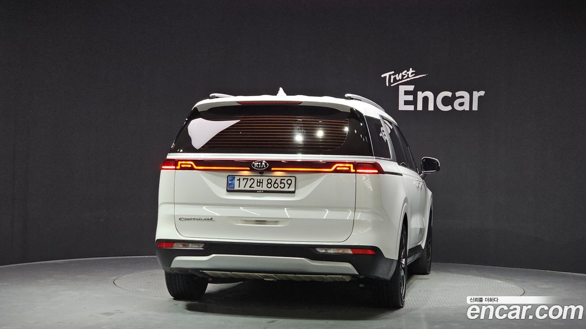 Kia Canival 2021