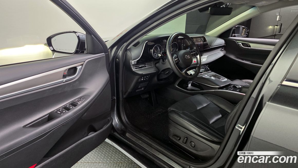 Hyundai Grandeur 2021