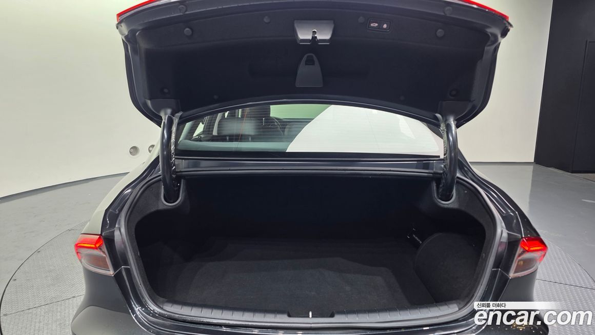 Hyundai Grandeur 2021