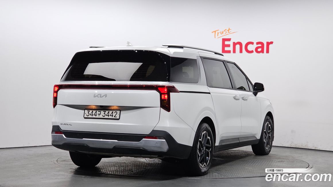 Kia Canival 2024