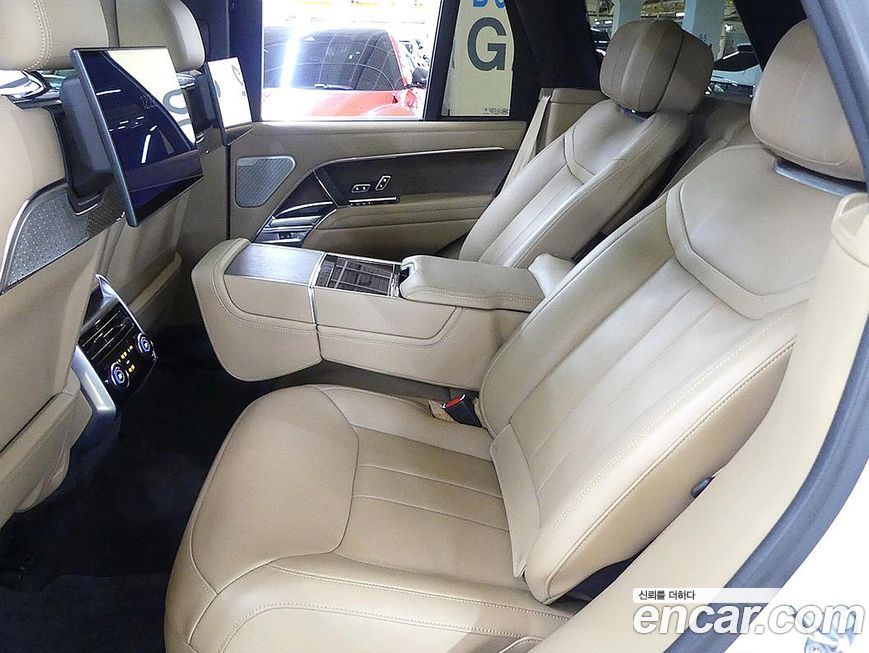 Land Rover Range Rover 2024