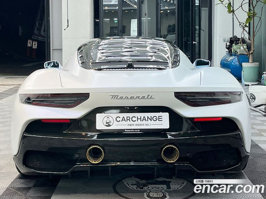 Maserati MC20 2022