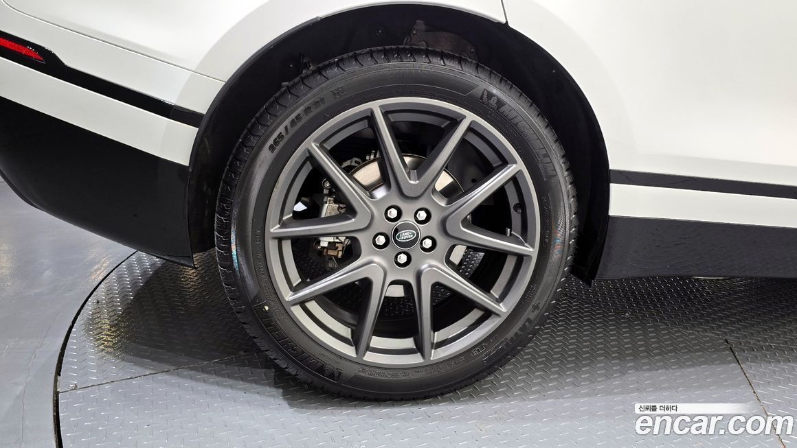 Land Rover Range Rover Velar 2022