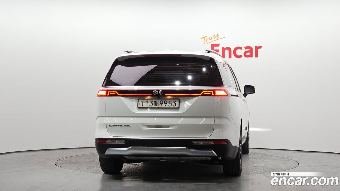 Kia Canival 2021