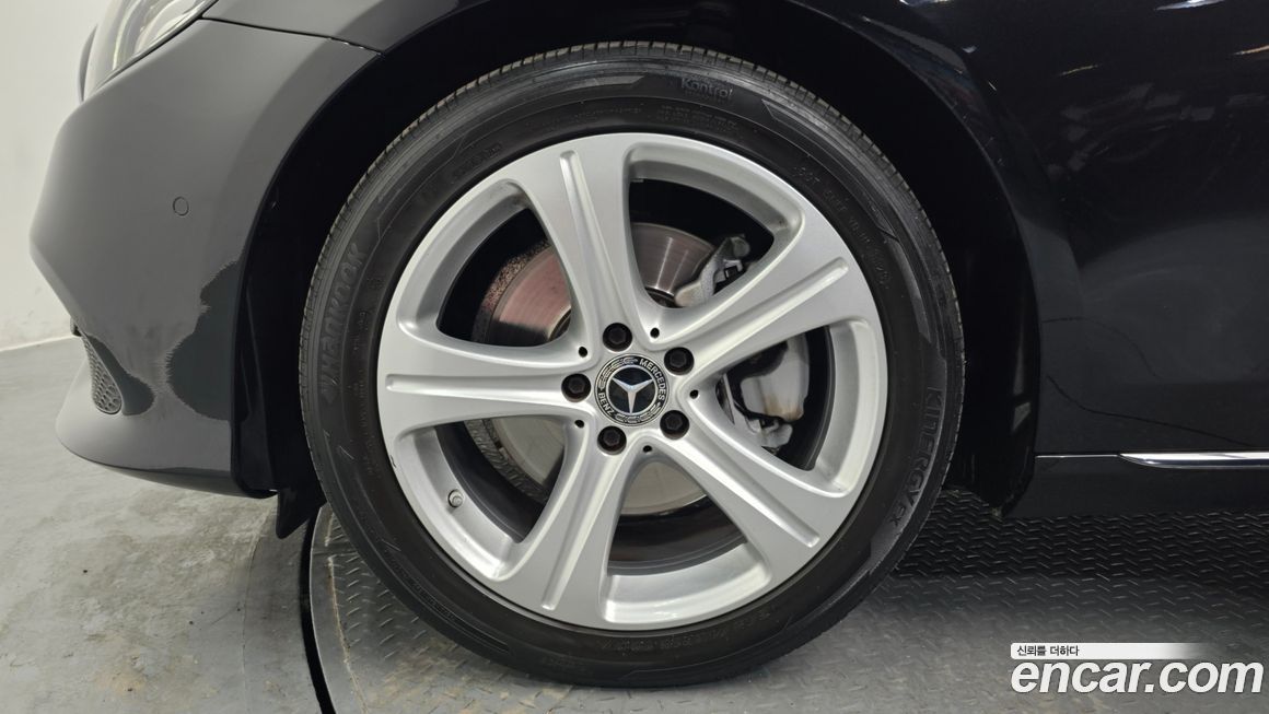 Mercedes-Benz E-Class 2018