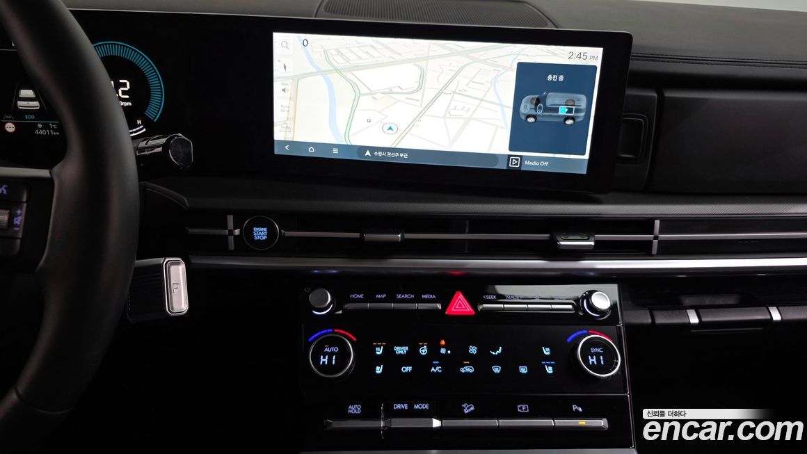 Hyundai Santafe 2025