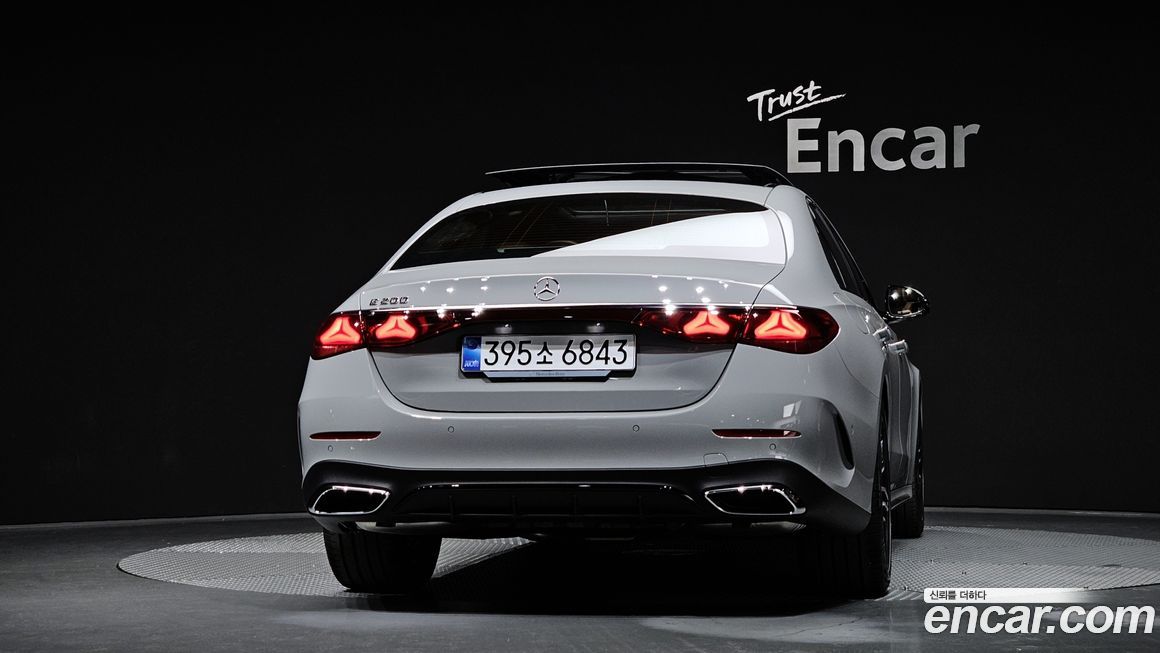 Mercedes-Benz E-Class 2026