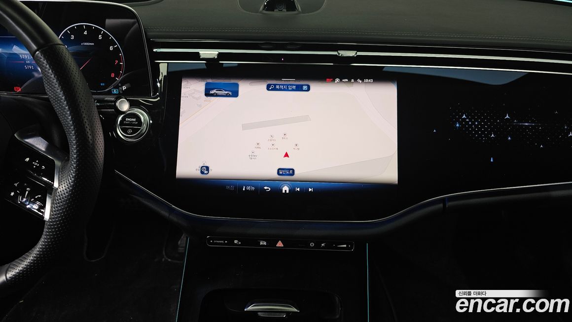 Mercedes-Benz E-Class 2024