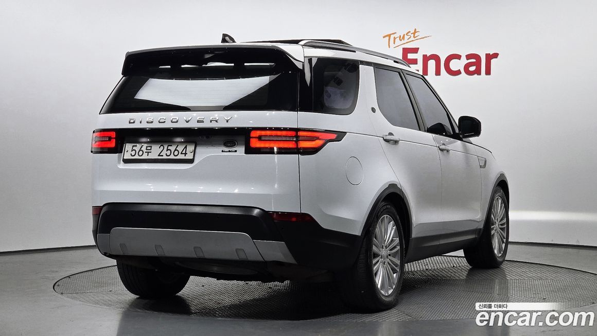 Land Rover Discovery 2018